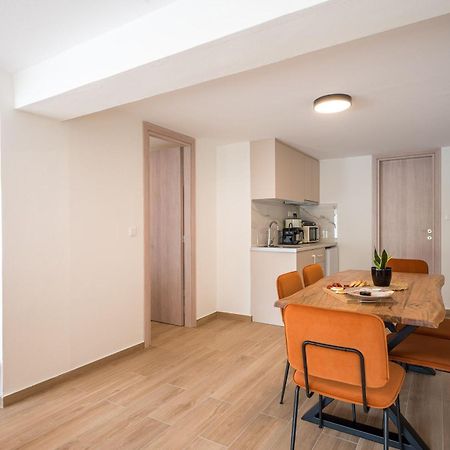 Senaon Urban Living City Center Iraklion Buitenkant foto