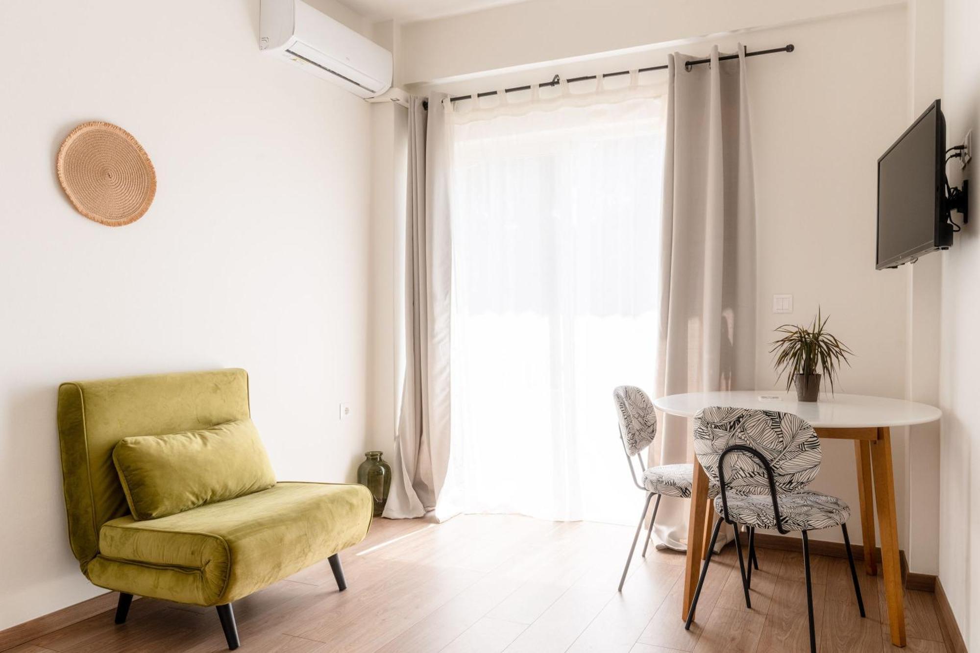 Senaon Urban Living City Center Iraklion Buitenkant foto