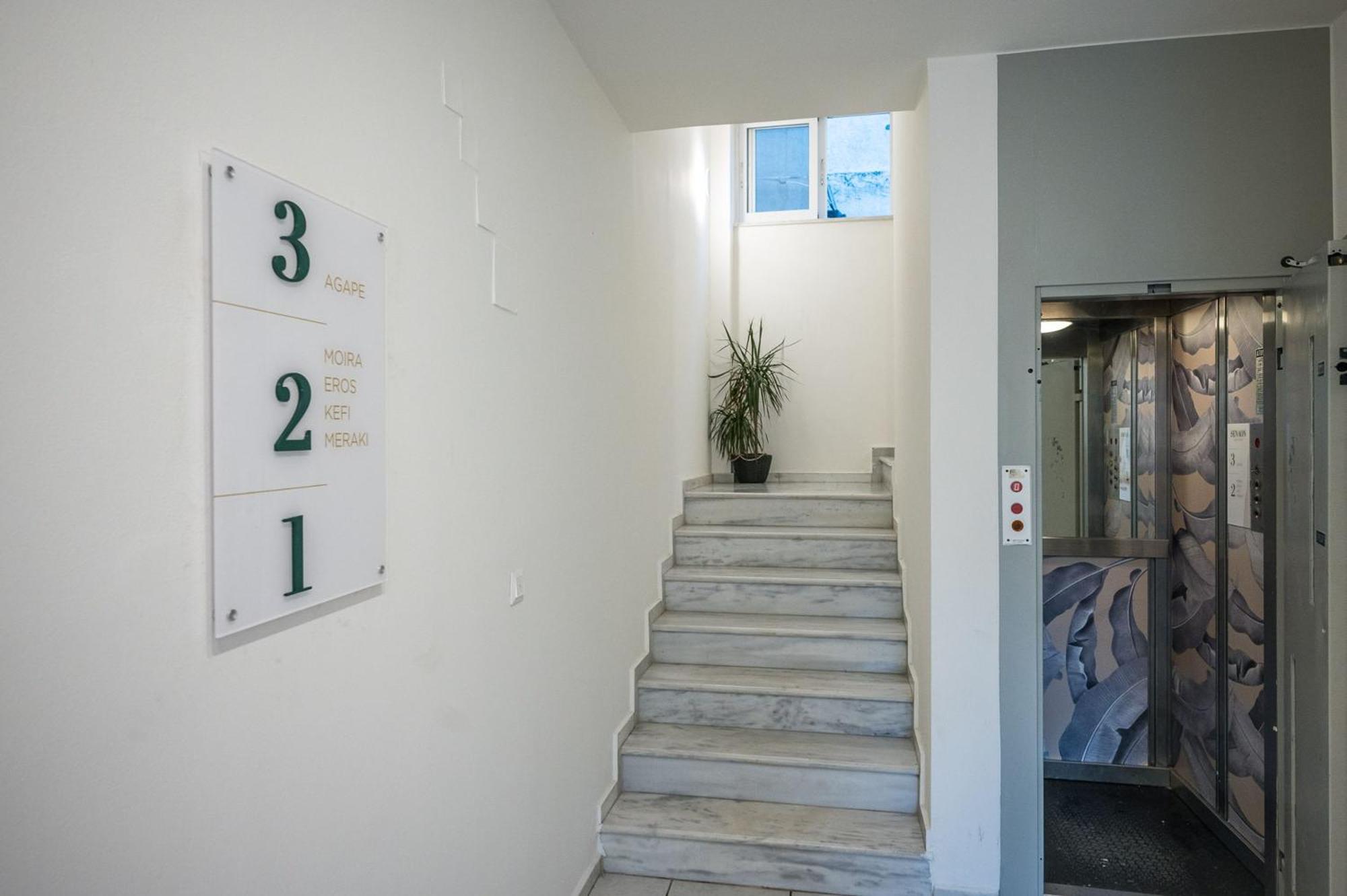 Senaon Urban Living City Center Iraklion Buitenkant foto
